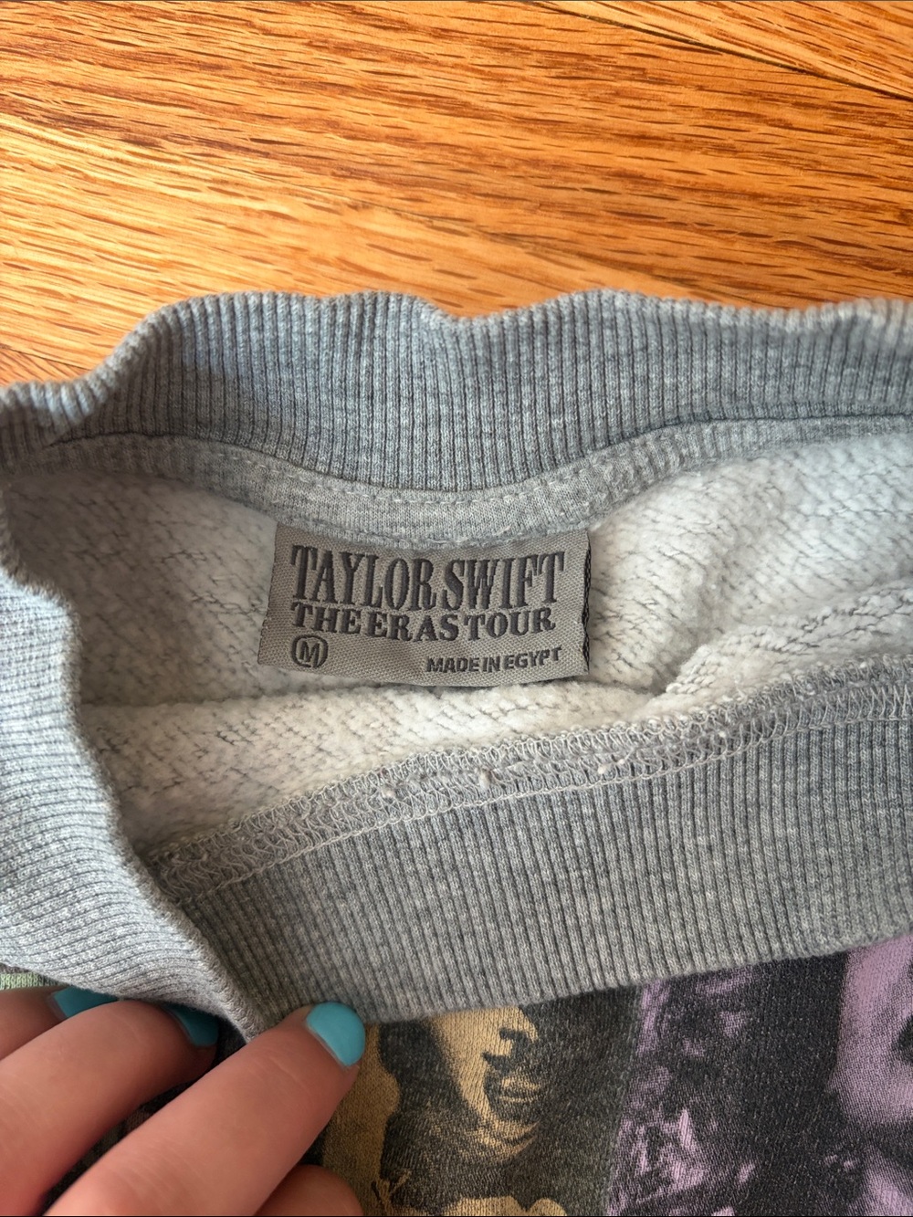 Taylor Swift Official Gray Eras Tour Crewneck - Picture 2 of 3